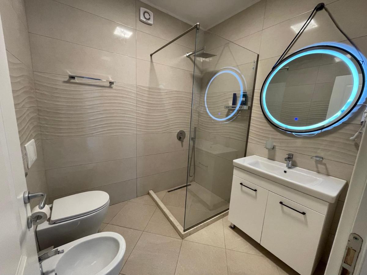 Peak Apartment Modern Durres City Centre #2 외부 사진