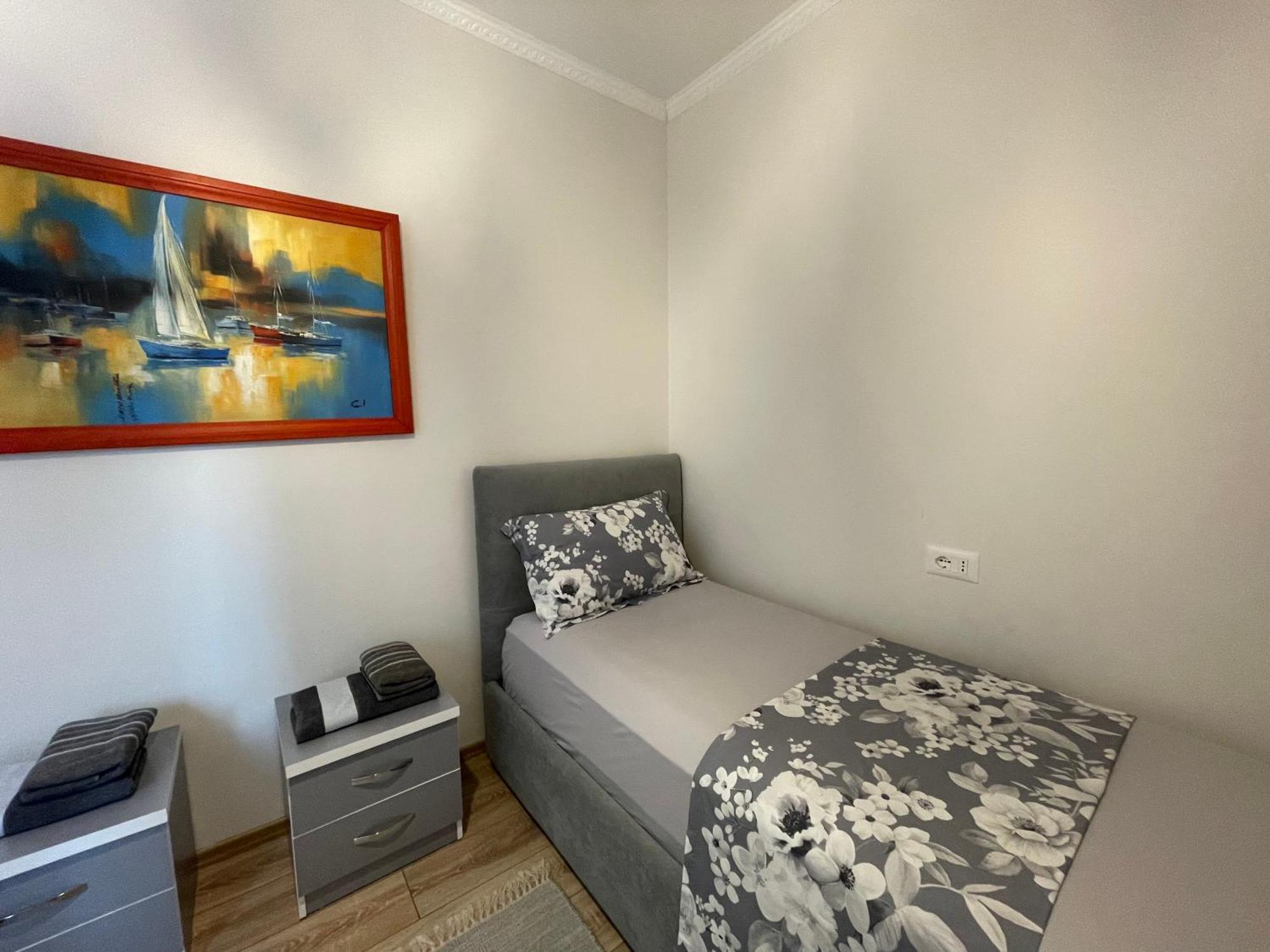 Peak Apartment Modern Durres City Centre #2 외부 사진
